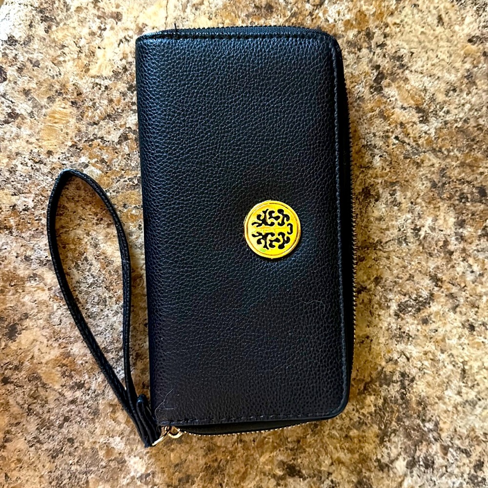 Black wallet with wrist band
